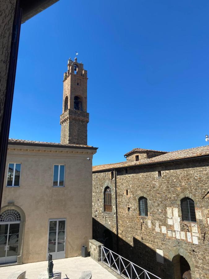 La Torre Di *